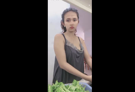 Indo Viral Abg & Janda Viral: Cewek Cantik Ngekos, Prank Ojol, dan Seragam Kantor Skandal Leak